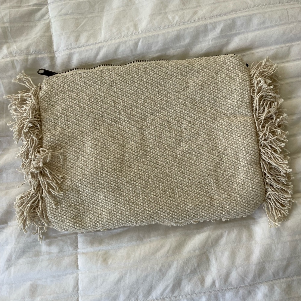Amuse Society Clutch View 2